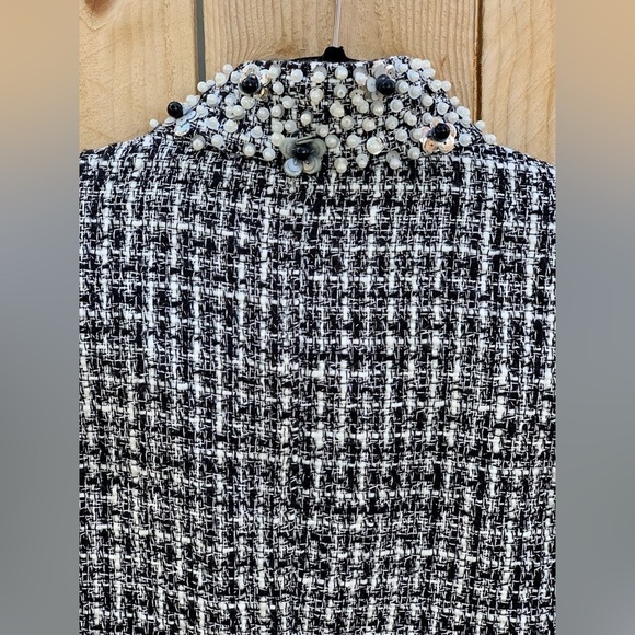 Chico’s CROPPED TWEED BLAZER JACKET Embellished Designer Shoulder Pads Trendy M - Picture 5 of 14